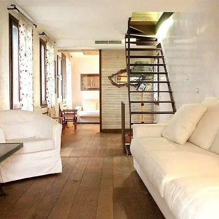 Apartment Venetian House With Terrace Venice