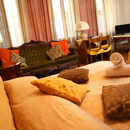Rainbow Guest house *