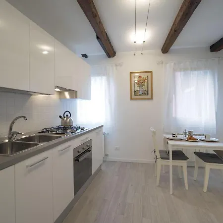 Ss Giovanni E Paolo Apartment Venice