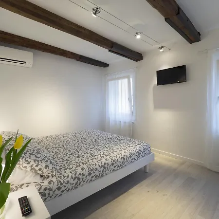 Apartment Ss Giovanni E Paolo Venice
