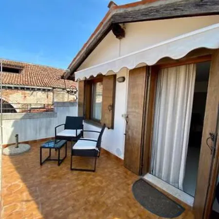 Ca' Silvestro Penthouse With Private Rooftop Apartment