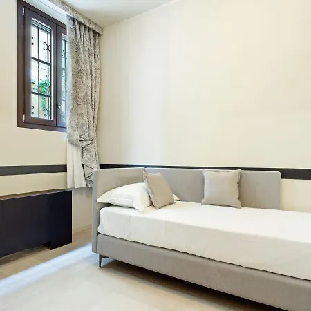 Brand New Boutique In The Heart Of * Venedig