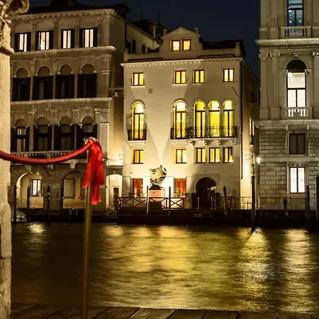 Hotel Palazzina Grassi Venice