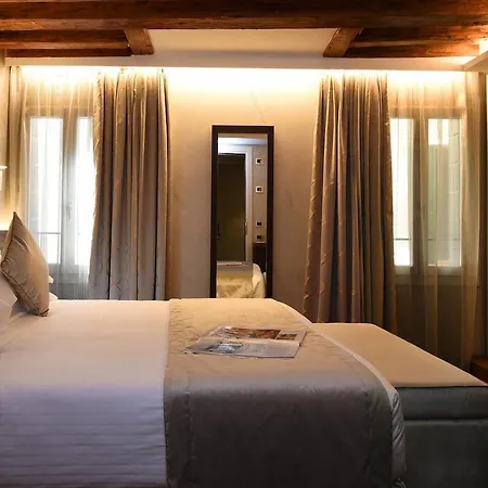Rosa Salva Hotel 3*