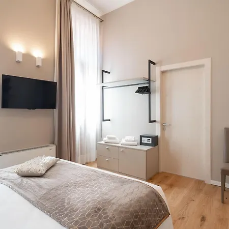 Palazzo Martinelli Dolfin 3*