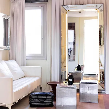 Palazzina Grassi 5* Venice