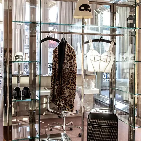 Palazzina Grassi 5*