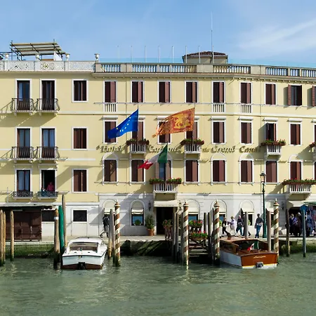 Carlton On The Grand Canal Hotel