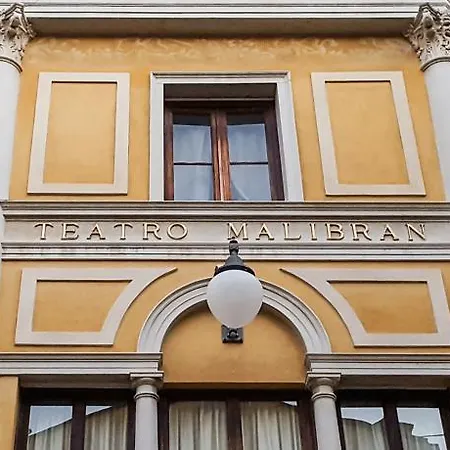 Lanterna Di Marco Polo Alojamento de Acomodação e Pequeno-almoço 3*