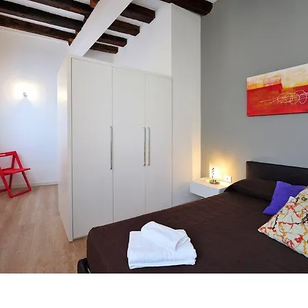Faville Apartment *