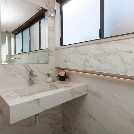 Altana Rialto Apartment *