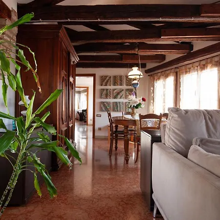 Apartment Altana Rialto