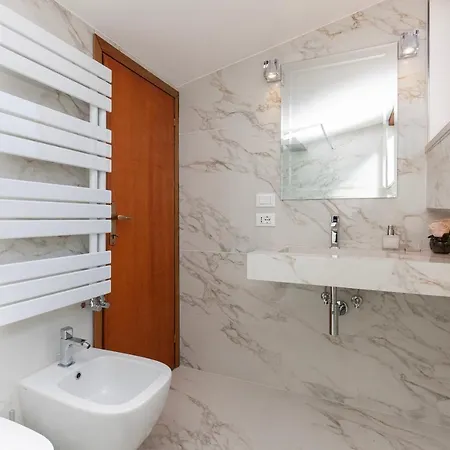 Apartment Altana Rialto