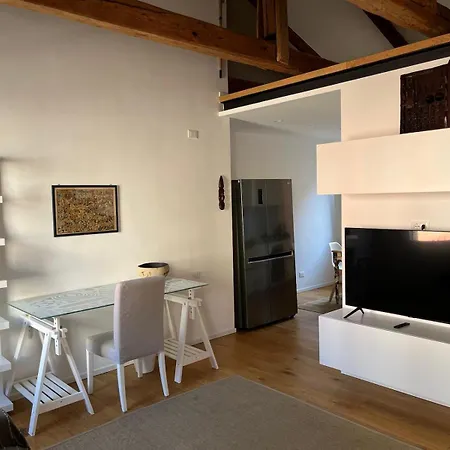 Victoria Apartment