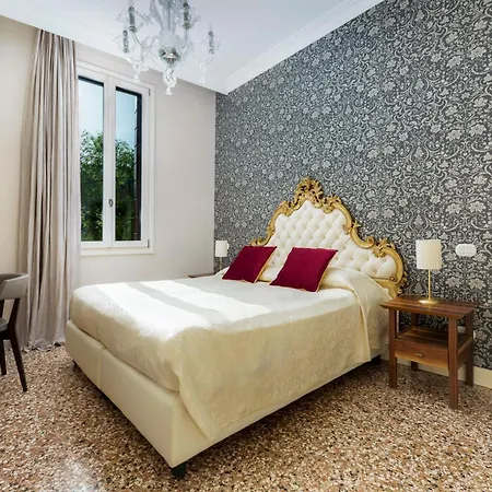 Ca' Mainella Grand Canal View 4 Bedrooms In Dorsoduro Venice