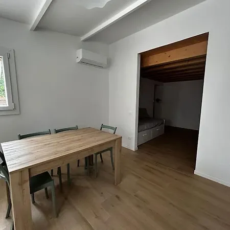 Apartment Casa Rielta, Tram E Parking