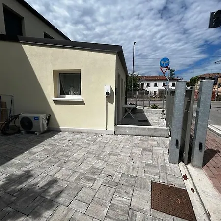 Casa Rielta, Tram E Parking Apartment Mestre