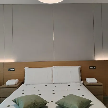 Arcobaleno 2 Bedrooms 102 Venice-mestre Apartment *