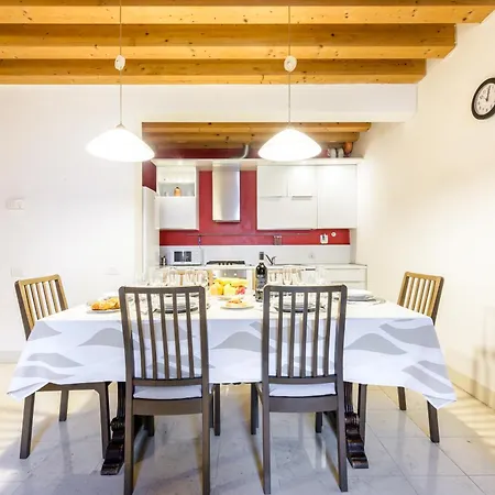 Appartamento Modern Arch