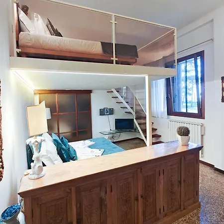 Casa Bruver Biennale Венеция