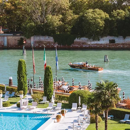 Cipriani, A Belmond Hotel, 5*