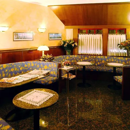 Roma 3* Marghera