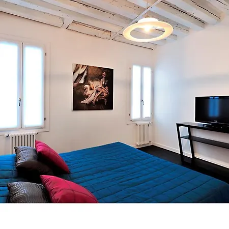 Faville Apartment