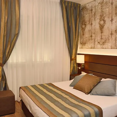 Hotel Lh Sirio