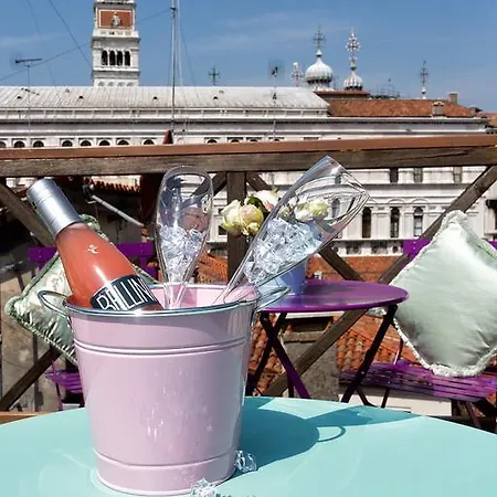 Bed and breakfast Aquamare, Boutique 2*