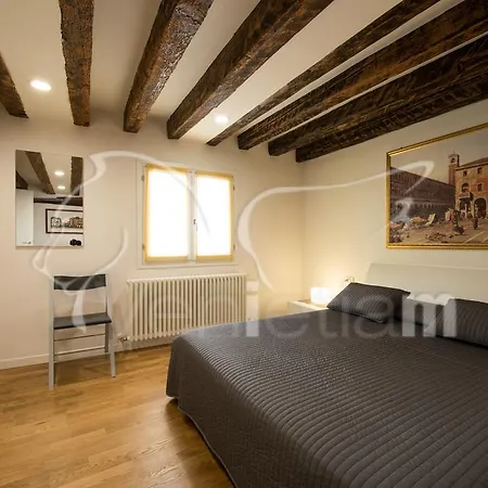 The Lion's House Apt5 Apartman Velence