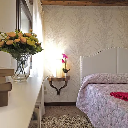 Faville Apartment