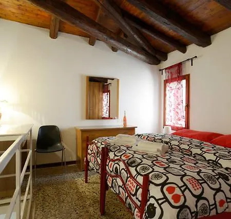 2578 Casa Apartment