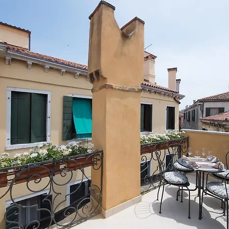 Apartment Ca Domino
