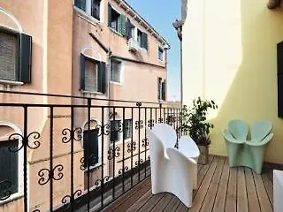 Dorsoduro Terrace And Garden Otel *