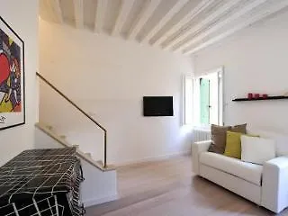 Otel Dorsoduro Terrace And Garden Venedik