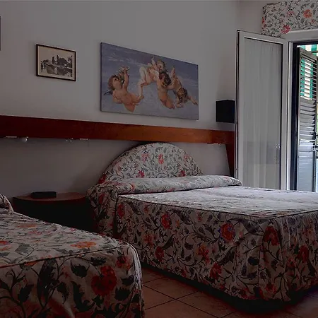 Roma Hotel