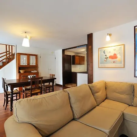 Faville Apartment *