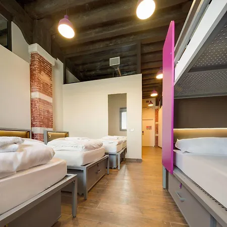 Hostel Generator Βενετία