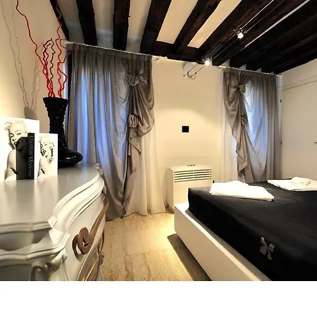 Faville Venice