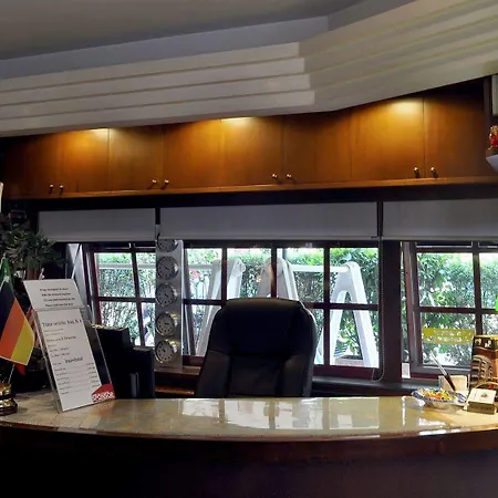 Roma Hotel 3*