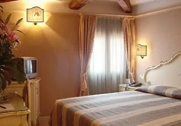 Antica Al Gambero Hotel