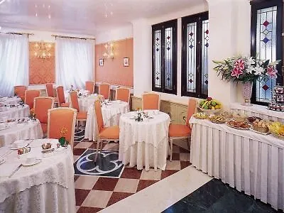 Hotel Vivaldi Venice