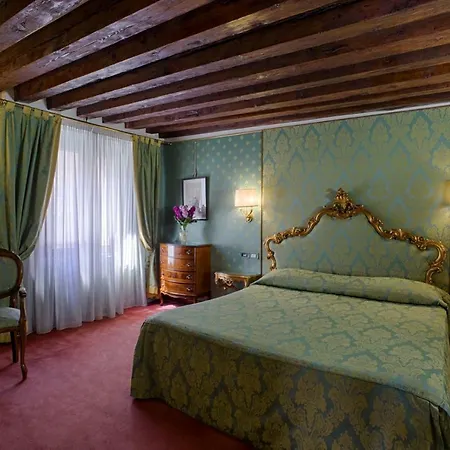 Hotel Vivaldi 4*