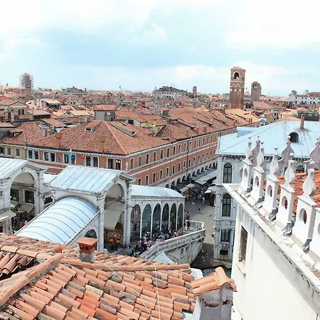 Altana Rialto Apartment Venice