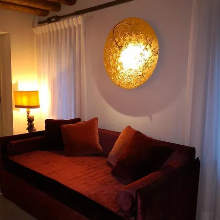 Cinqueteste Luxury 2*