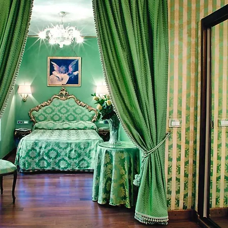 Vivaldi 4*