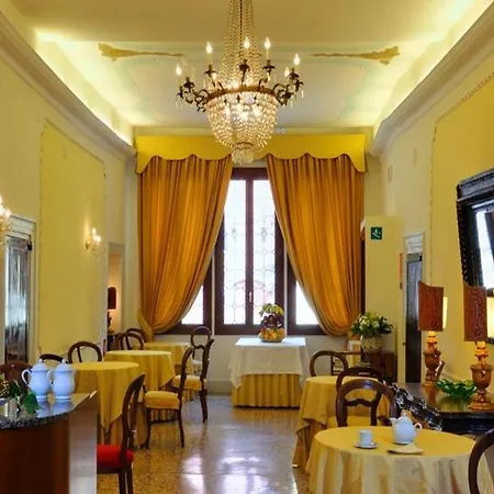 Roulette 3 3* Venise