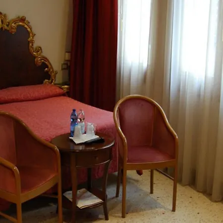 Roulette 3 Hotel 3*