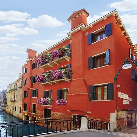 Roulette 3 Hotel