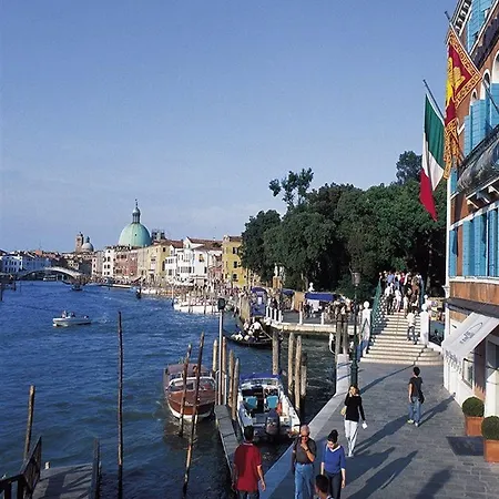 Roulette 3 3* Venise
